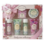 Body Care Collection Secret Garden (zestaw kosmetyków do ciała i twarzy z aromatem róży i drewna sandałowego)
